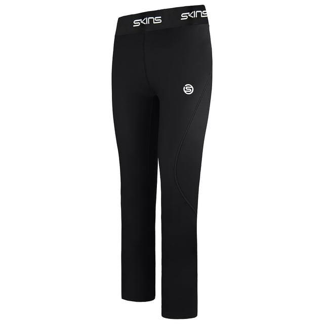Our medium compression full-length tights are engineered to maximise your output during lower-intensity activity and offer faster pre-workout muscle warm-ups. Firm support for the glutes, quads and hamstrings reduces muscle oscillation and fatigue for optimised performance.