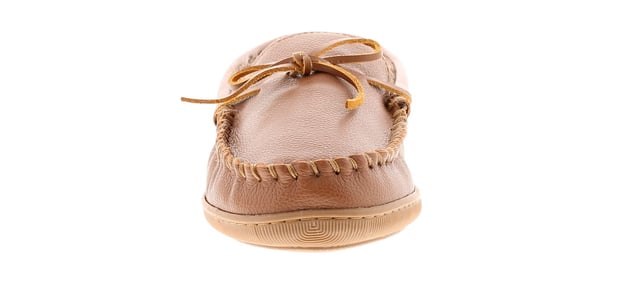 Hush Puppies Ace Slip On MEMORY FOAM Pantoffels Heren Leren herenpantoffel van Hush Puppies, the Ace met knusse faux fur voering en sok. De binnen-/buitenzool is zacht en flexibel om te dragen en toch slijtvast.