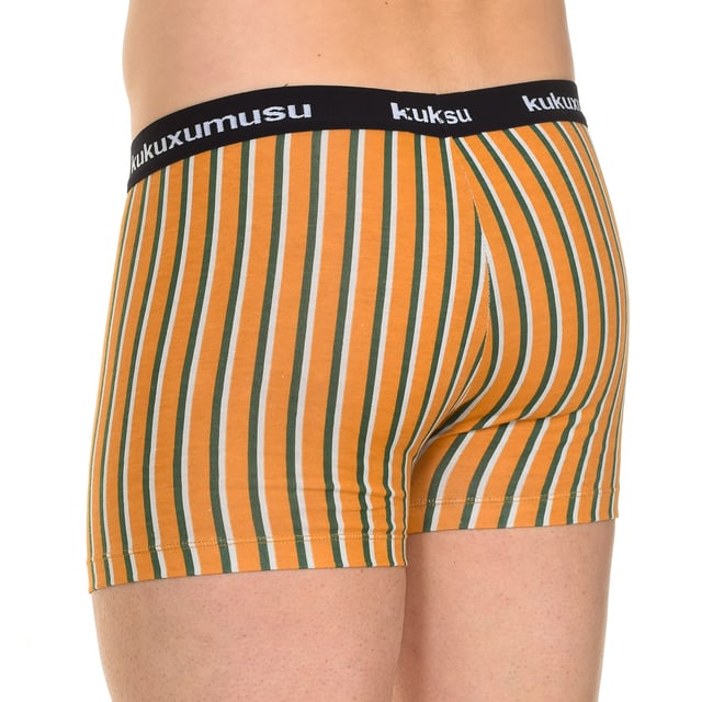 Boxer Kukuxumusu.
 Illustrations of the brand as decoration on the boxer briefs.
 It is a thin, elastic, soft, comfortable and fun boxer! An option to dress inside with a touch of good humor and infect yourself with it all day. The fabric adapts very well to the body so that when you wear it you don't even notice it. The rubber bands and thread with which it is made are ultra soft.
 Elastic waistband with the brand name printed consecutively.
 Matching seams.
 Composition: 95% Cotton, 5% Elastane
 Care:
Care:
 - Machine wash maximum 30ºC.
 - Do not use bleach.
 - Iron at low temperature.
 - Do not use dryer.
 - Do not dry clean.