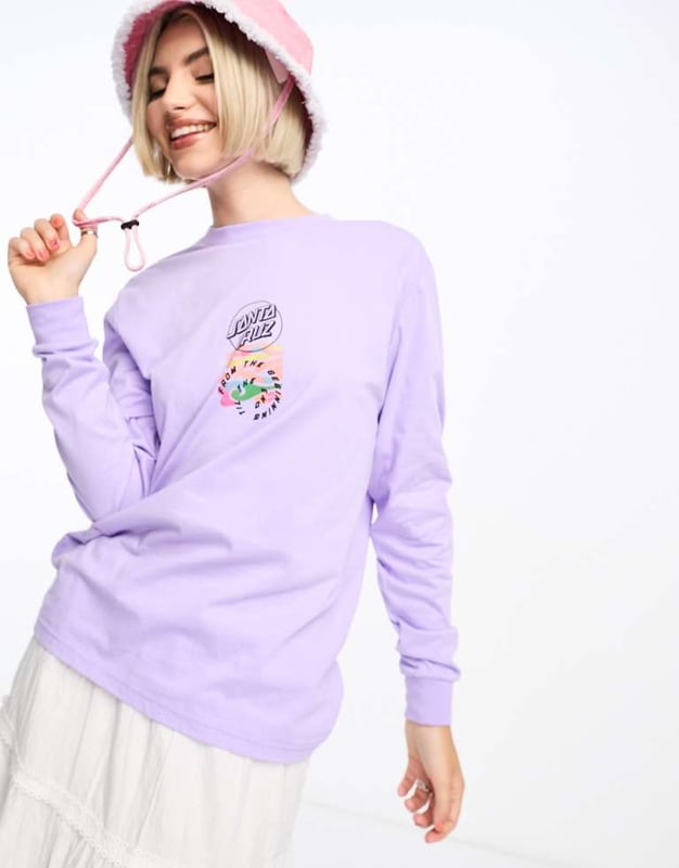 Santa Cruz digi hand long sleeve t-shirt in lavender purple with chest and back print Tops by Santa Cruz The ultimate all-rounder Crew neck Long sleeves Logo print details Regular fitSold By: Asos