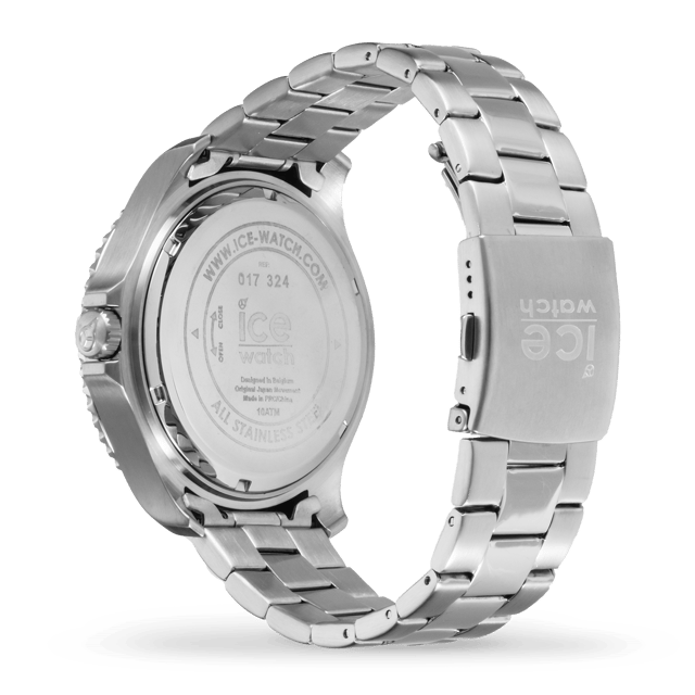 This Ice Watch  Analogue Watch for Men is the perfect timepiece to wear or to gift. It's Silver 48 mm Round case combined with the comfortable Silver Stainless steel will ensure you enjoy this stunning timepiece without any compromise. Operated by a high quality Quartz movement and water resistant to 10 bars, your watch will keep ticking. This sporty and classical watch is perfect for every occasion! The watch has a calendar function: Date, Luminous Hands, Luminous Numbers. High quality 21 cm length and 22 mm width Silver Stainless steel strap with a Fold over with push button clasp. Case diameter: 48 mm, case thickness: 13 mm, case colour: Silver and dial colour: Blue.
