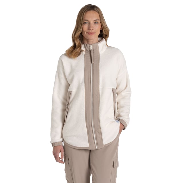 Elastan, Recyceltes Polyester. Füllmaterial (%): 100% Recyceltes Polyester. Gewebe: Teddyfleece, Fleece. Design: Unifarben, Aufschrift. Gewebetechnik: Bio3 Kohlenstoff Smart Polyester, CO2 Renu Technologie, isolierend, Steppes Isolierung. Langärmlig. Stehkragen. Taschenart: Zwei Seitentaschen, Reißverschluss, Bolzenbefestigung. Durchgehender Reißverschluss. 34 DE: 84 cm. 36 DE: 88,9 cm. 38 DE: 95,25 cm. 40 DE: 102 cm. 46 DE: 120,65 cm. 44 DE: 114,3 cm. 42 DE: 108 cm.
