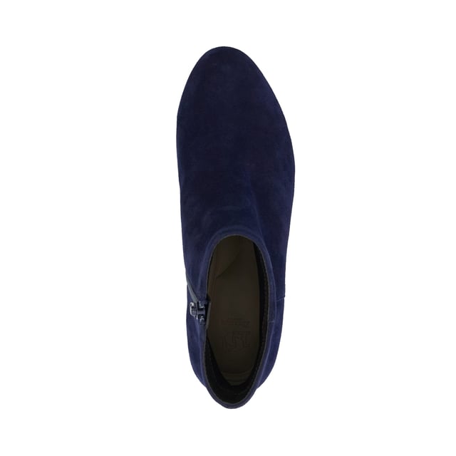 Dune Ladies Pippie - Low-Heel Ankle Boots Pippie will be your go-to ankle boots for days when you're on the move. Set on a low-block heel, these sleek and stylish all-rounders will go with everything in your wardrobe. Dress them up or down.