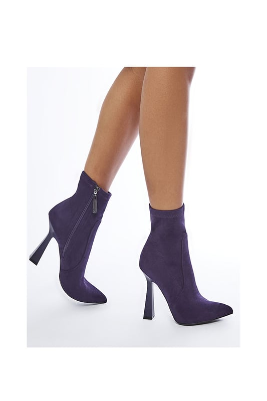 Ugg kaila boot size 4 sale