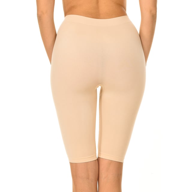 Shaping shorts, for women, with cosmetic treatment with Vitamin E, Caffeine and Aloe.
 With medium compression, in soft elastic microfiber, seamless comfort, antibacterial reinforcement, breathable, improves posture.
 Double Action for your silhouette: remodeling and cosmetic action.
 Designed to counteract the imperfections of localized fat, loss of tone and the orange peel effect, Active line, original and innovative.
 The shorts come with 1 rejuvenating treatment packet.
 Composition: 86% Polyamide, 14% Elastane
 Care:
Handwash.
 Do not use bleach.
 Do not use dryer.
 Do not iron.