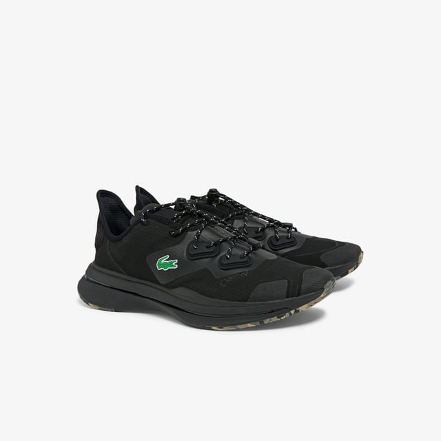 The Run Spin Ultra GTX trainers offers unbeatable performance thanks to its innovative Gore-Tex technology. Lightweight and breathable  this style benefits from durable lace pods for extra protection  while reflective accents mean they’re perfect for after-dark runs. Note the Good-Year rubber grip to the sole: the perfect combination of all-weather grip and cushioned energy - Winterised athleisure runner - New waterproof Gore-Tex upper - Pebax plate in midsole - TPU lace pods - Padded heel clip - Reflective details - Good-Year sole - Sculptural sole - Ref: 742SMA007402H