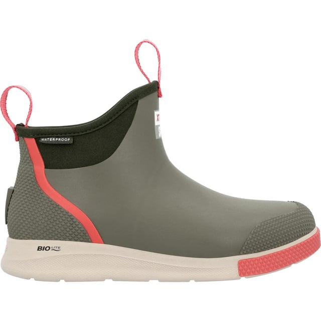 The ADB Sport delivers the comfort and agility of a sneaker with long cushion life and high energy return, all while offering the same traction benefits of a full rubber boot.