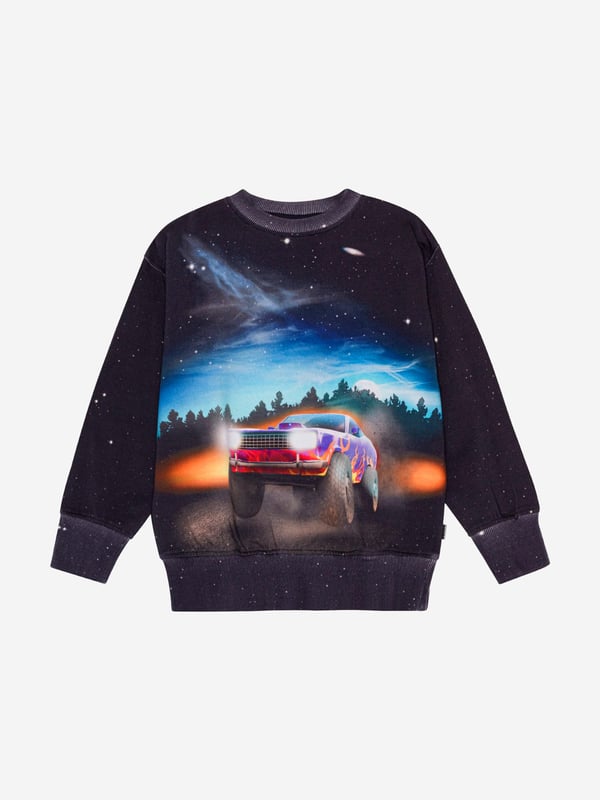 Molo project fun Scandinavian properties and stellar sustainability into their abstracts. This boys organic sweatshirt showcases a wild, fast car with flames on the sides and large tyres. There's a shot of the car from the back on the back of the sweatshirt. Organic Sweatshirt Regular Fit Round Neck With a Rib Edge and Rib At the Sleeves and Bottom 100% Organic Cotton
