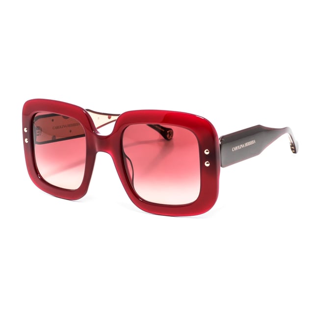 CH0010S sunglasses with acetate frame

 Shape and design:
 - These Carolina Herrera glasses have a square silhouette.

 Frame material:
 - The frame of these glasses is made of acetate, a plastic material.
 - Acetate provides durability, flexibility and a smooth finish to the frame.

 Acetate temples:
 - The temples are also made of acetate, matching the frame material.
 - The acetate in the temples makes them light and comfortable to wear.

 Brand details:
 - Engraving of the Carolina Herrera brand on the temples.
 - These design elements help to clearly identify the model as part of the Carolina Herrera eyewear collection.

 Glasses:
 - The lenses are of high quality.
 - These lenses provide excellent UV protection and sharp, clear vision.
 Measures: Lens height: 49 mm. Lens width: 52 mm. Bridge: 25 mm. Temples: 145 mm.
 Composition: Acetate
 Care:
Use a soft, clean microfiber cloth to clean your sunglasses. This type of cloth will not scratch the lenses.
 Avoid using abrasive cleaning products, detergents, alcohol or acetone, as they can damage lenses and anti-reflective treatments.