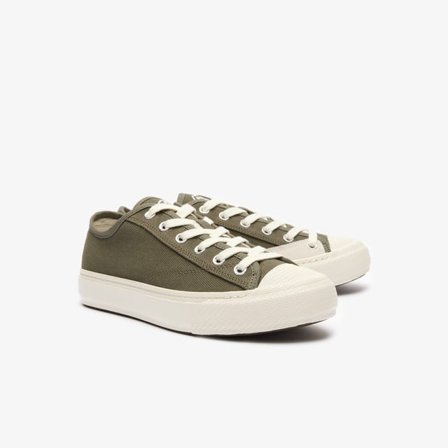 • Vulcanised sneakers • Soft canvas • Embroidered Diamond Logo • Suede overlays • Canvas overlay • Stitched sole • Toe box in rubber.