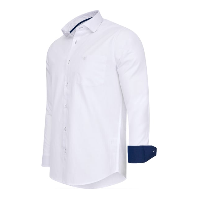 Camisa Cappuccino Italia para hombre. La camisa está hecha de algodón y elastano y tiene un corte regular. El bolsillo del pecho lleva un bonito logotipo de Cappuccino bordado.  Marca: Cappuccino ItaliaNombre del modelo: Stretch Shirt MilanoCategoría: hombreComponentes: algodón, elastanoColor: blanco