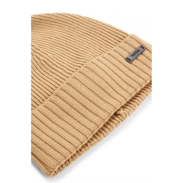 A cosy beanie hat by BOSS, knitted with all-over ribbing and trimmed with a logo plaque in faux leather.
100% Virgin wool
50495306