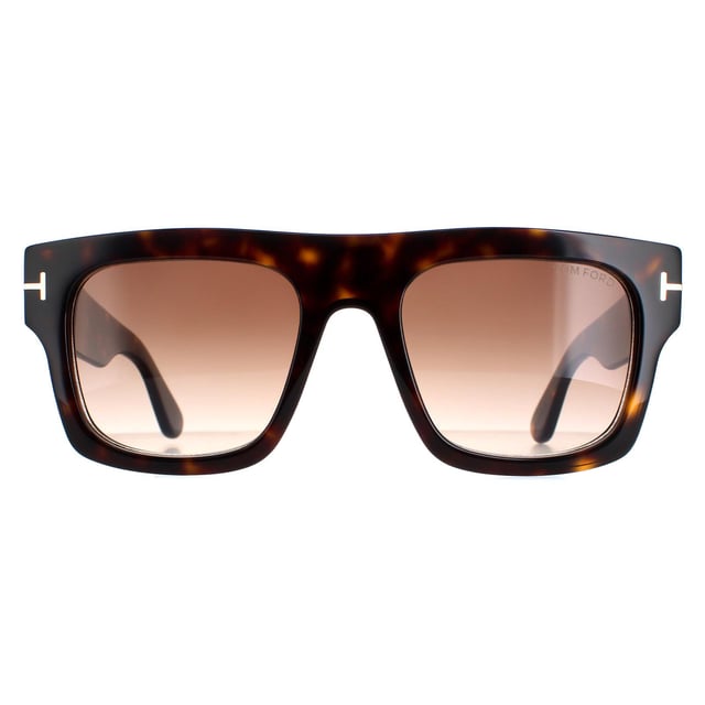 Tom Ford Sunglasses FT0711 Fausto 52F Dark Havana Brown Gradient are a typically bold fashion statement from Tom Ford with the flat top and extra chunky full rim acetate frame. The signature T bar wraps the temple and Tom Ford plate finishes the end pieces with aplomb