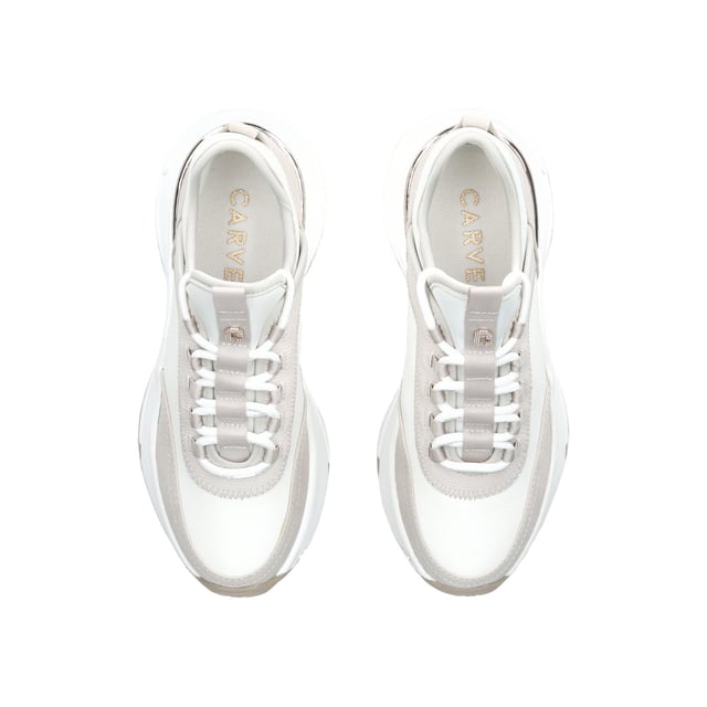 This Carvela Swift Runner trainer features a bone and taupe upper with a snake embossed panel and a metallic eye stay. The front laces up with branded tab at the tongue.