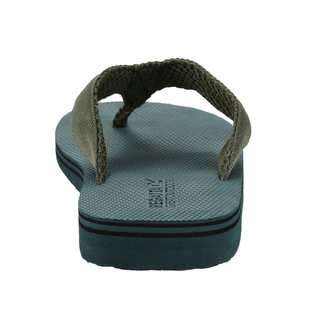 Regatta Mens Rico Flip Flops (Sea Pine/Ivy Moss) 50% Ethylene-vinyl Acetate, 50% Textile/PU. Flip flops with toe post design for easy wear and removal. Air mesh upper for breathability and comfort. Lightweight and cushioned EVA sole unit. Ideal for outdoor use on hot days. Wipe clean.