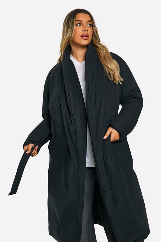 Wrap up in the latest coats and jackets and get out-there with your outerwearBreathe life into your new season layering with the latest coats and jackets from boohoo. Supersize your silhouette in a padded jacket, stick to sporty styling with a bomber, or protect yourself from the elements in a plastic raincoat. For a more luxe layering piece, faux fur coats come in fondant shades and longline duster coats give your look an androgynous edge.