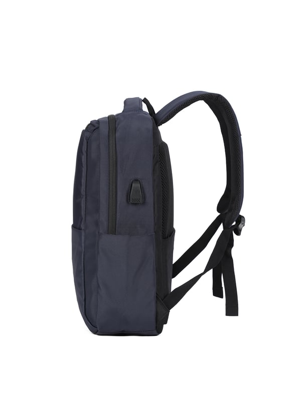 Unisex-Rucksack mit Reißverschluss. Multifunktionstaschen Innentaschen. Eine Vorderseite mit Reißverschluss und zwei offene Seitentaschen. fehlender Schultergurt. im Stoffgriff. Innenfächer. RucksackUnisex-Außenmaterial, innen mit Polyester gefüttert. Maße: 30x12x43 cm. Modeprodukt