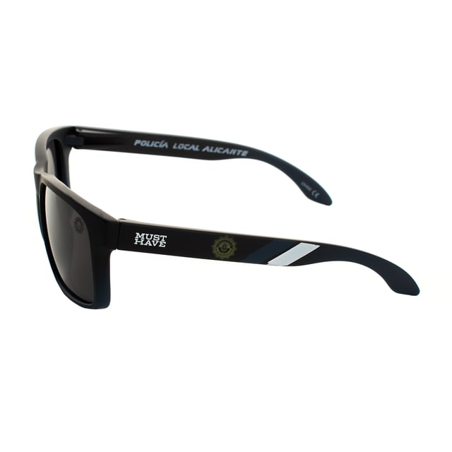 Must Have unisex sunglasses, with a square design and acetate frame, offering durability and lightness for comfortable and modern use.

 Equipped with UV 400 protection polarized lenses, they block 100% of UVA and UVB rays, providing clear vision and reducing glare in bright environments.

 The square shape provides a contemporary and versatile touch, ideal for complementing any style.

 The Must Have logo is engraved on the temples and one of the lenses, adding a distinctive detail of authenticity.

 They include a soft cleaning cloth and a hard case to protect them and keep them in perfect condition.

 These glasses are ideal for security forces or for sports activities, providing comfort, protection and stability in any situation.
 Measures: Lens height: 47 mm, Lens width: 60 mm, Bridge: 10 mm, Temples: 130 mm
 Composition: Acetate
 Care:
- Wash only with water or, if necessary, a mild soap.
 - Dry with a soft cloth to avoid scratches.
 - Avoid contact with harsh surfaces or abrasive liquids.