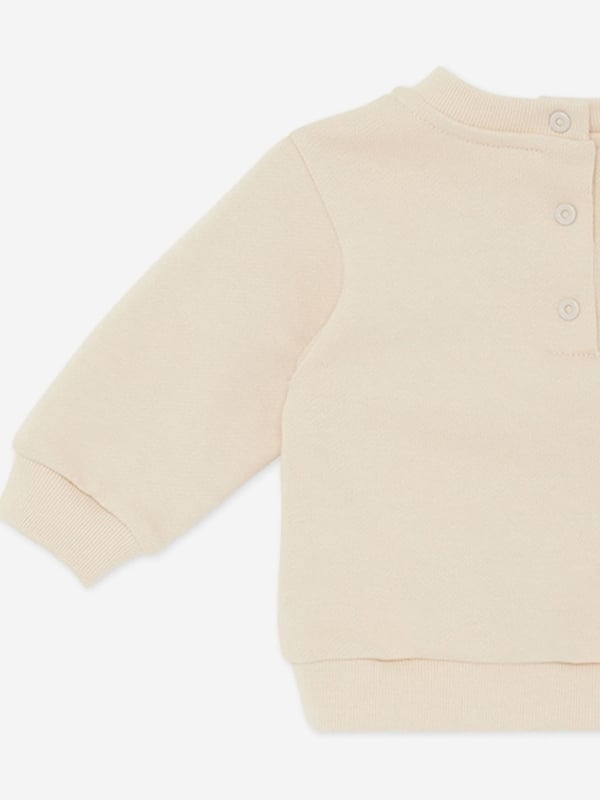 Fendi incorporate passion and energy into their meticulously crafted designs. This baby unisex sweatshirt is reflective of the Italian label's high attention to detail. It showcases a Fendi pets design printed on the front for an enigmatic and whimsical feel.  Made in Italy 100% Cotton