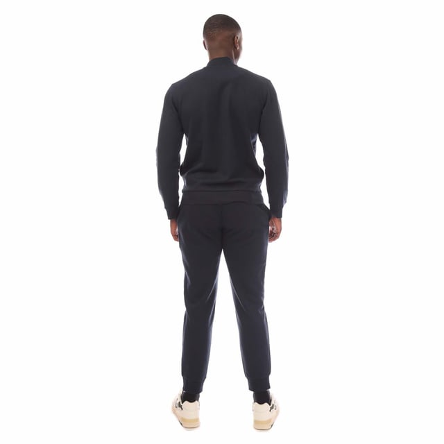 Survêtement Emporio Armani Eagle stetch Homme Bleu Synthétique. Authentique Vetement de la marque Emporio Armani - design streetwear/sportswear de Emporio Armani - Emporio Armani pour Homme fashion, parfait pour la vie de tous les jours - Survêtement Emporio Armani de couleur Bleu s'associe parfaitement avec le reste de votre dressing - matiere Synthétique confortable -   classic - Eagle stetch -