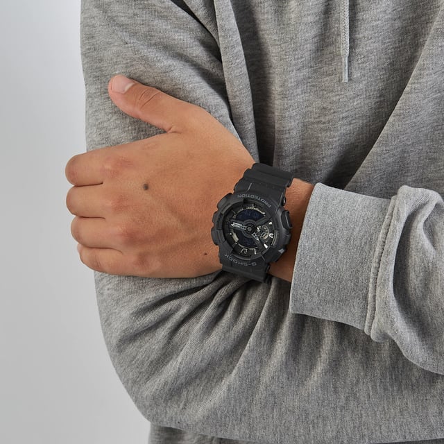 This Casio G-shock Analogue-Digital Watch for Men is the perfect timepiece to wear or to gift. It's Black 50 mm Round case combined with the comfortable Black Plastic watch band will ensure you enjoy this stunning timepiece without any compromise. Operated by a high quality Quartz movement and water resistant to 20 bars, your watch will keep ticking. Sporty and fashionable watch that is suitable for the daily life of every men -The watch has a calendar function: Day-Date-Month, Worldtime, Stop Watch, Timer, Alarm, Light High quality 21 cm length, 22 mm wide Black Plastic strap with a Buckle Case diameter: 50 mm, Case height: 14 mm and Case color: Black Dial color: Black