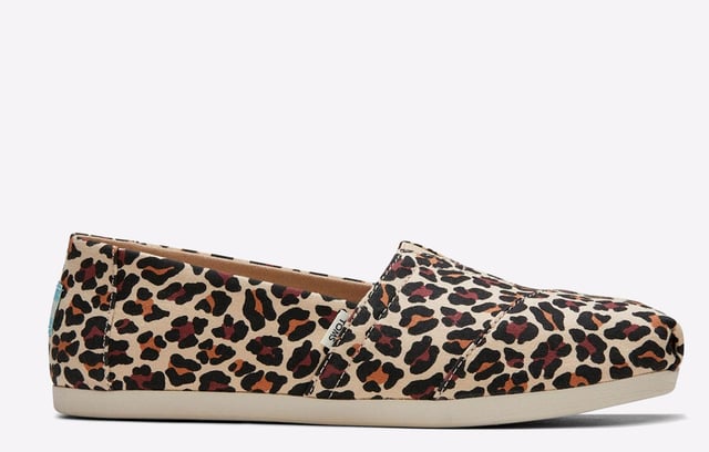 A safari for your feet. Our iconic silhouette, now with TOMS CloudBound sole, which provides extra comfort and cushioning that keeps feet happy for longer.
- Classic Alpargata- Textile uppers- Elastic gore for easy fit- Canvas footbed- Cloudbound featuring more comfortable fit and improved traction- Eco-EVA on selected styles- OrthoLite Eco LT Hybrid insoles made with 26% eco content (15% waste foam, 5% recycled content and 6% bio-oils)- Removable insole- Outsole height is approximately 10mm