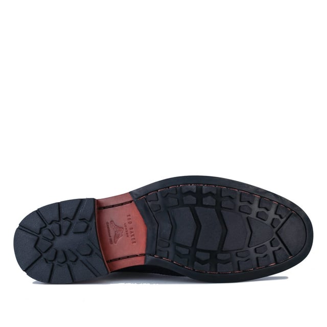 Leather brogue shoe