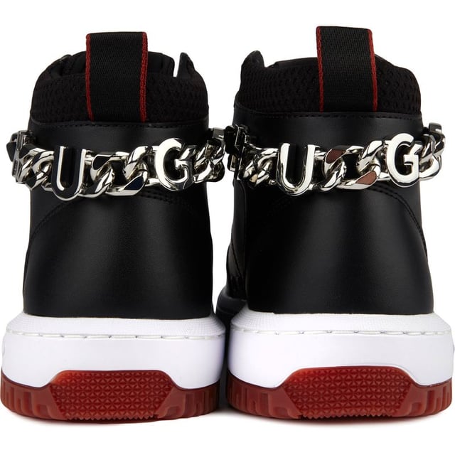 Hugo Kilian Hito Entrenadores Salga con estilo atrevido con el HUGO Kilian Hito. Estas elegantes zapatillas altas de cuero negro son la fusión perfecta de moda y funcionalidad. La parte superior de cuero de primera calidad con el grueso. La mejora de la cadena plateada brinda una apariencia pulida con un ambiente vanguardista de estilo urbano. mientras que la suela de goma duradera y la plantilla acolchada garantizan comodidad durante todo el día mientras te pavoneas.