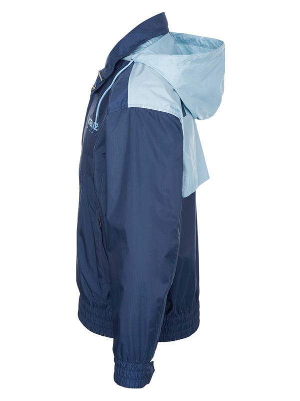 100% poliéster; chaqueta Kenzo; Modelo: 5BL156 9NA 77 01 P 226; Mano de obra de alta calidad; Ajuste extragrande; Cuello alto con capucha plegable; Cremallera oculta con tapeta con botones a presión; canesú trasero con forro de malla; Dos bolsillos laterales con cremalleras; Puños ajustables; Cintura elástica; Detalles del logotipo de Kenzo