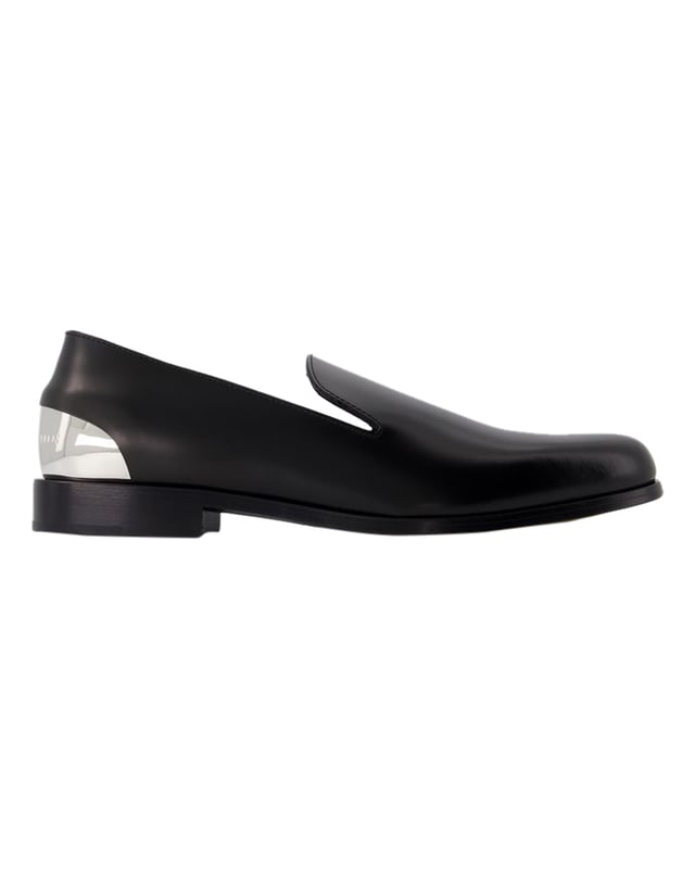 Colour : Noir - Black/Silver. Main material: smooth lambskin. Sole: rubber. Lining material: leather. Closure: slip on. Toe shape: round. Fit: true to size - Sizing European.