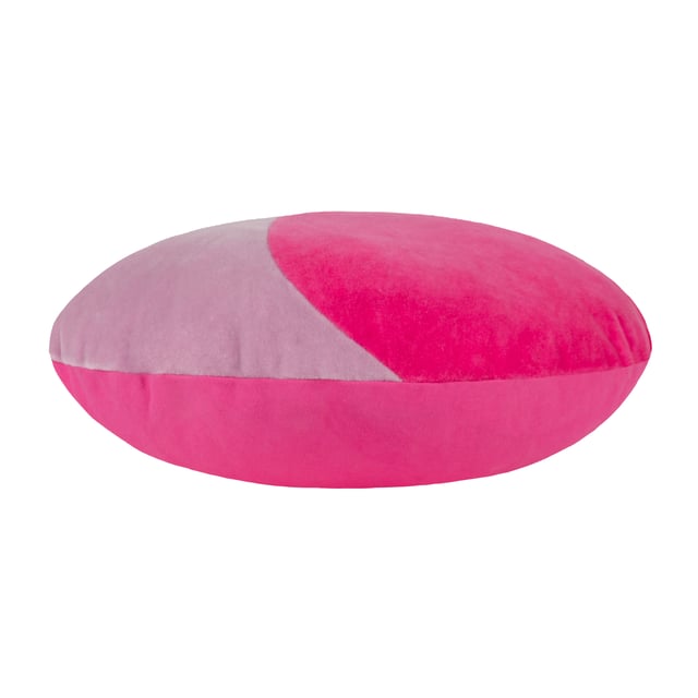 Inspired by the yin and yang symbol, representing light and dark, positivity and negativity, the Unity cushion brings peace and harmony to all who use it! Made from 100% cotton, it is bright, light and huggable, in its unique rounded design. The Unity cushion also comes in several collectable vibrant neon colours which will stand out on your furnishings and make an immediate impact.