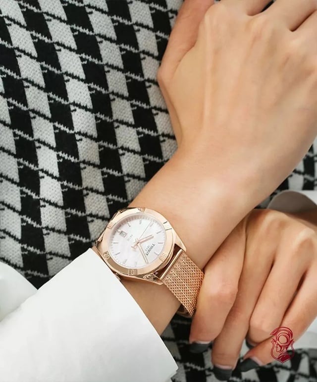 This Tissot Pr 100 Sport Chic Analogue Watch for Women is the perfect timepiece to wear or to gift. It's Rose Gold 36 mm Round case combined with the comfortable Rose Gold Stainless steel watch band will ensure you enjoy this stunning timepiece without any compromise. Operated by a high quality Quartz movement and water resistant to 10 bars, your watch will keep ticking. The Tissot PR 100 is a classic watch destined to be worn often and for every occasion. This Analogue watch has a calendar function: Date as well as Swiss Made and Luminous Hands High quality 19 cm length and 17 mm width Rose Gold Stainless steel strap with a Folding Clasp Case diameter: 36 mm,case thickness: 9 mm, case colour: Rose Gold and dial colour: Mother of pearl