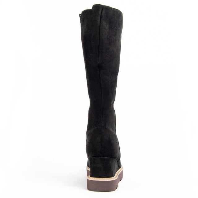 Women's wedge boot. Comfortable fit. Cushioned natural leather insole. Manufactured by other brands for our brand. Approximate measurements: 6 cm wedge, 2 cm platform, 37 cm high and 12 cm wide.