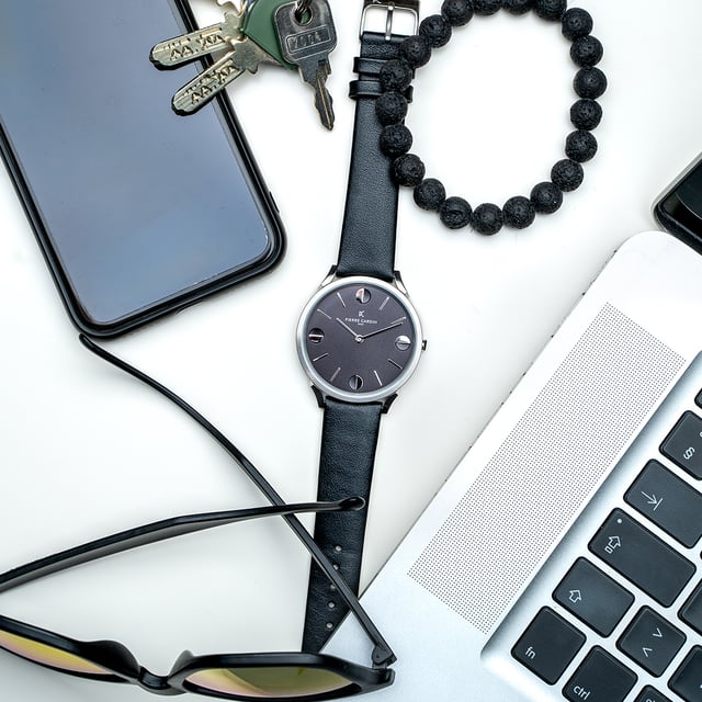 This Pierre Cardin Pigalle Half Moon Analogue Watch for Unisex is the perfect timepiece to wear or to gift. It's Silver 40 mm Round case combined with the comfortable Black Leather watch band will ensure you enjoy this stunning timepiece without any compromise. Operated by a high quality Quartz movement and water resistant to 3 bars, your watch will keep ticking. This casual and modern watch is perfect for all kind of casual activities, indoor activities or daily use, it's also a great gift for family and friend. High quality 21 cm length and  18 mm width Black Leather strap with a Buckle Case diameter: 40 mm,case thickness: 6.55 mm, case colour: Silver and dial colour: Black