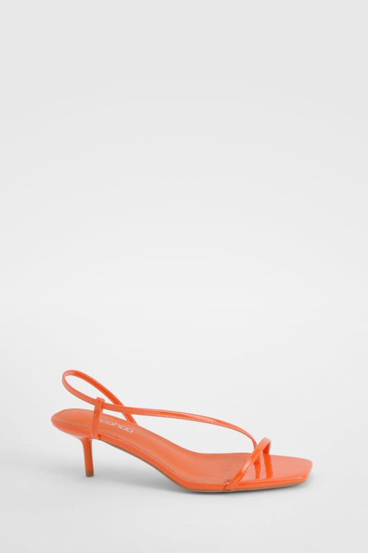 Love at first scroll happens with these lace-up heels. Dressing up for party plans but don't want to be too extra? The minimalist style on these strappy heels is the low-key vibe you need for your outfit. The strappy design is easy to do up and ties around the ankle in a criss-cross pattern - super cute and comfortable for a day out. Whether it's block heels or stiletto styles, It's the type of shoe we love wearing for every occasion.Style: Strappy HeelsFabric: PU