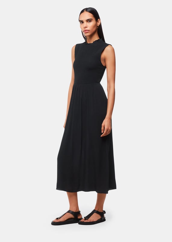 Embrace elegance with the Heidi Shirred Bodice Dress – perfect for evenings out or special occasions. Comfort meets style in this chic ensemble.