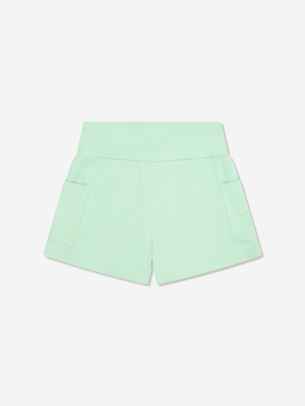 Converse combine 70s nostalgia with new innovative properties. These girls shorts are reflective of the American label's preference for authentic streetwear. Crafted in a beautiful high rise design via ribbed cotton, an elasticated waistband, side cargo pockets and metallic converse embroidery. ‚ 57% Cotton, 38% Polyester, 5% Elastane
