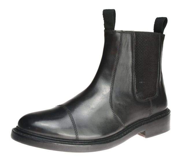 Benchgrade handmade footware. The Benchgrade brand was established in 1920 in London and strive to provide quality and hardwearing footwear.
Ideal for any formal or casual occasions, in tan brown or black with full leather lining and goodyear welted leather sole. This handmade harewood dealer also includes a leather heel with pvc insert for traction. Availble in size 7-12