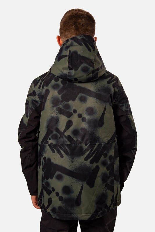 The Misfit snow jacket stands out from the crowd and is our premium youth jacket styled for maximum impact. The Misfit has fully taped seams and is highly waterproof to 10,000mm with a breathability rating of 10,000gms/M2 this technical snow jacket will make sure you’ll stay warm and dry. The Misfit jacket is made from our durable coated ripstop fabric and is feature packed. This jacket offers a great bang for your buck with under arm ventilation for when you need to dump heat, a powder skirt with Lycra wrist guards to keep the snow out and warmth in. A dry butt patch, to do exactly that, lift pass pocket on the left sleeve, soft chin guard, internal storm flap, zipped handwarmer pockets and a zipped comms pocket with headphone routing system all complete this street wear inspired piece.

Powder skirt -Whether you're hitting the powder on skis or snowboard, this snow skirt creates a tight seal around your waist to keep the snow out and the warmth in. Made from durable waterproof materials and an internal dry butt patch (DBP) to keep it all warm and dry.

Snow cuff / wrist gaiter -This is perfect for even the most extreme conditions, featuring a tight seal that bridges the gap between your glove and jacket.

Zipped pockets -Pockets designed for everything you need for a full day up the mountain. Pockets for your lift pass, media, stash pocket for cash, wallet pocket and phone pocket for protection and to keep the battery warm.

Design features:

    Taped seams
    Water-resistant chest pocket
    Fixed hood
    Super soft chin guard
    Zipped sleeve ski pass pocket
    Snow cuffs
    Twin zipped tricot lined hand warmer pockets
    Waterproof snow skirt
    Dry butt patch ( DBP )

Fabric & performance:

    Regular fit
    Shell 100% polyester
    Water resistant coating 10,000mm
    Breathbility rating MVP 10,000 gm²

Insulation & lining:

    100% recycled polyester low loft insulation.
    Insulation. 80 gm² body 40 gm² Sleeves
    Lining 100% recycled embossed polyester.