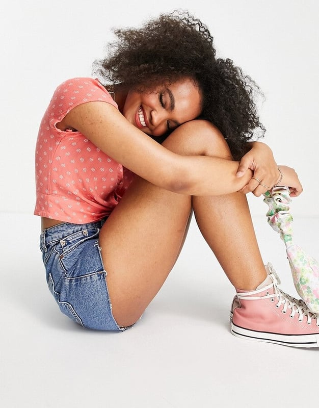 Hollister floral top clearance