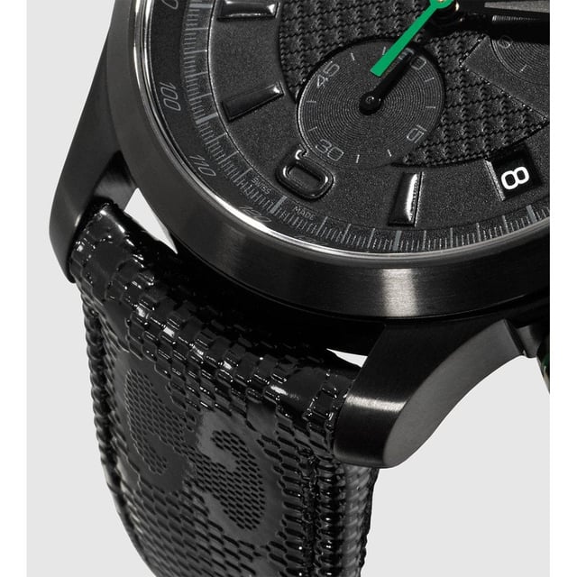 Gehäusegröße 44 mm DurchmesserUhrwerk QuarzWasserdichtigkeit 50 MeterEinzelteilnummer GUC0102966Merkmale DatumKollektion G-TimelessGeschlecht HerrenGehäuseform: Rund