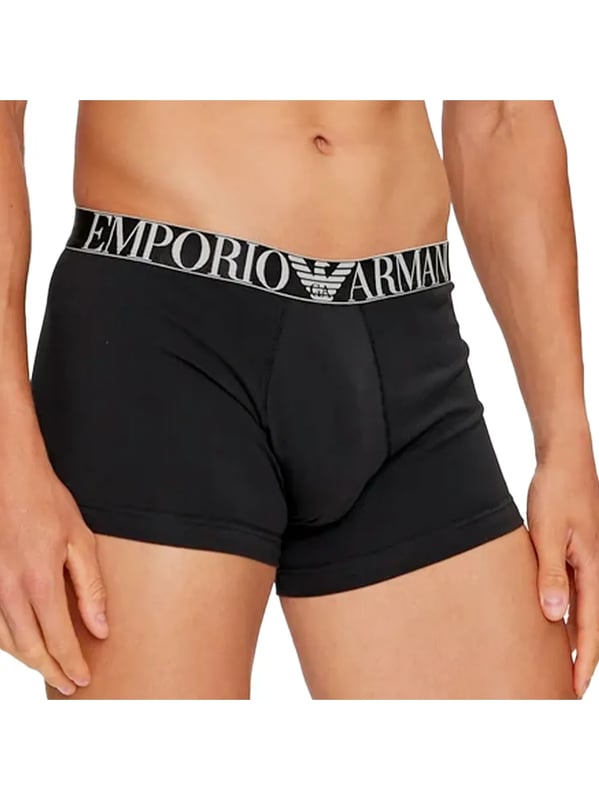 Experience unparalleled comfort and premium style with the Emporio Armani 3 Pack Men's Cotton Stretch Trunks, designed to elevate your everyday essentials. Key Features:   Multipack: Convenient set of three trunks.  Iconic Branding: Features the signature Emporio Armani logo waistband.  Snug Fit: Engineered for a comfortable and supportive fit.  Breathable Fabric: Keeps you cool and dry throughout the day.  Supportive Design: Offers exceptional support for daily wear.