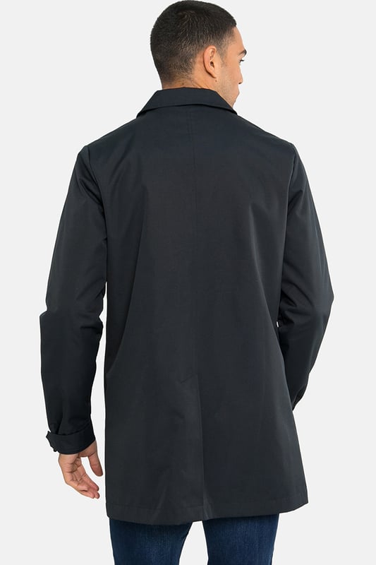 Upgrade your style with this Threadbare showerproof tailored coat, a classic longline style to bring class and sophistication to your look without the effort. This stylish showerproof mac has two side entry front pockets and button down fastening. The collar adds to the smart, tailored feel. Cut in a regular length, it is finished with a printed lining and adjustable button cuffs. Perfect if you want to bring a touch of finesse without making too bold a statement.
