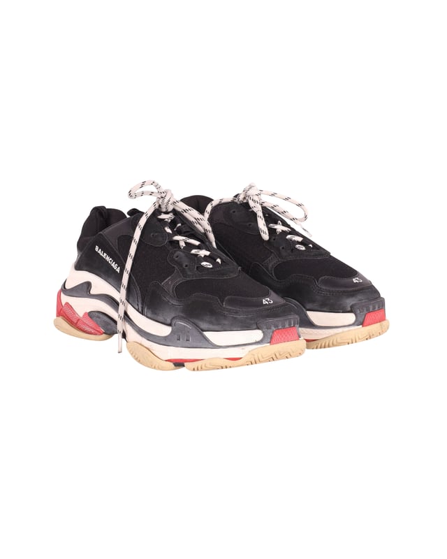 Balenciaga red and discount black triple s