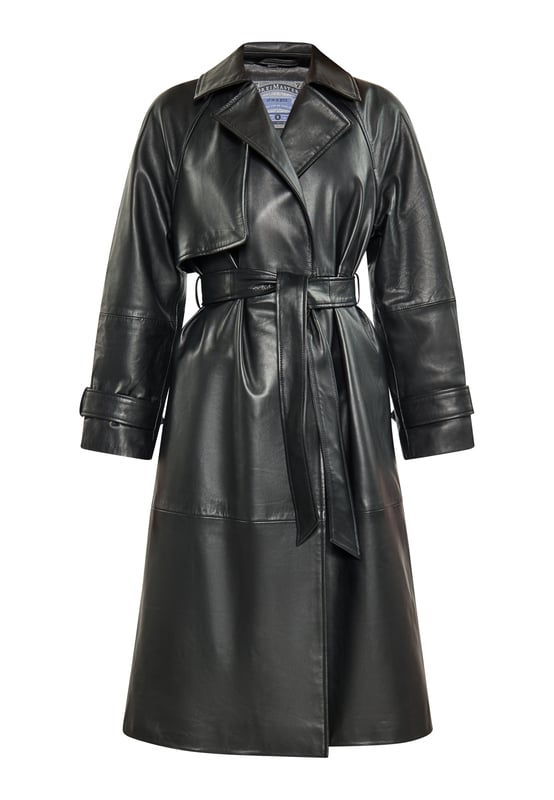 Dompel jezelf onder in tijdloze verfijning met deze klassieke trenchcoat, gemaakt van luxueus lamsleer. Een brede kraag met revers en een wikkelstijl, vastgebonden met een bijpassende riem, benadrukken het figuur. De voorkant wordt gesloten met comfortabele knopen. De jas creëert een buitengewone vintage styling.  Jas