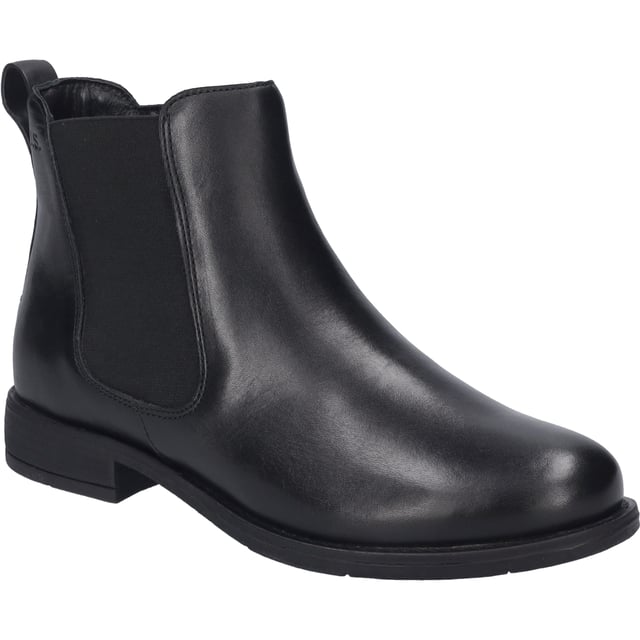 We make these black ankle boots from durable nappa leather. The Simona 03 model offers a comfortable entry thanks to a fashionable zip. This model has a removable sole so that you can use your own insoles if you wish. The AGO production method stands for hard-wearing shoes that keep their fit for a very long time. Due to the G width, we recommend this shoe especially for normal feet. Wherever you go, this casual Simona 03 model will accompany you through thick and thin.