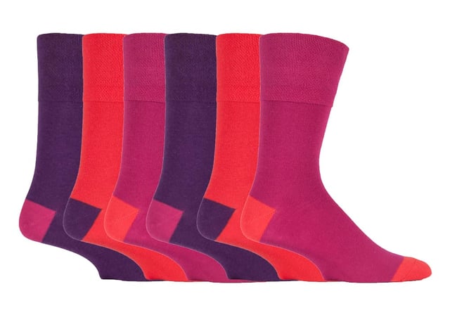 With a specially designed HoneyComb Top, Sockshop soft Gentle Grip® Socks are made more comfortable for all wearers, but particularly if you struggle with circulatory problems or swollen legs, ankles and feet. This collection of designs look as good as they feel too, made from soft, comfortable cotton rich yarn. keep your feet odour free with flat seamed toes for extra wearability All SockShop Gentle Grip® Socks are constructed to care for your legs, comfortably moulding to their natural contours without leaving any of those ugly, irritating and itchy constriction rings. These really are the socks going forward for anyone who dislikes those tight tops. Gentle grip tops that do not fall down with wear and are ideal for diabetics too!
