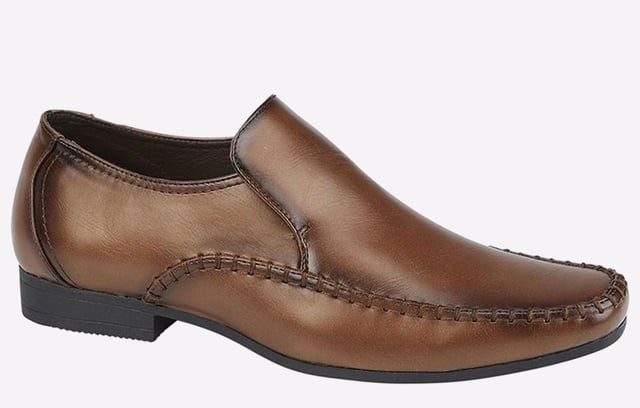 These Elmonde formal shoes from Route 21 have been designed to ensure that any dress or formal attire looks the part and keeps you comfortable at the same time
- Synthetic upper
- Slip-On fit
- Cushioned footbed
- Slight raised heel 
- Durable rubber outsole