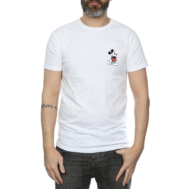 100% Cotton. Fabric: Midweight. Design: Printed. Neckline: Crew Neck, Lycra Ribbed. Sleeve-Type: Short-Sleeved. Single Needle Stitching, Supersoft. 100% Officially Licensed. 153gsm. Packaging: Swing Tag.