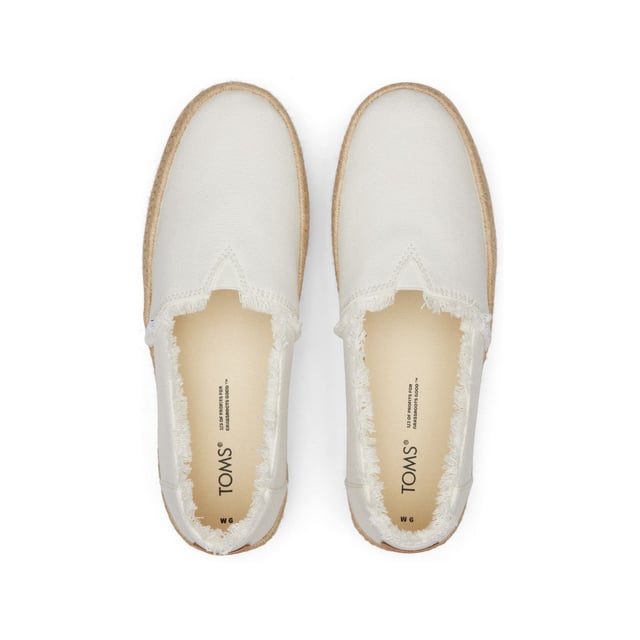Use your platform. We have no doubt the Valencia will be put to good use - its all-day comfort comes from the OrthoLite insole and padded heel, while its effortless style comes from the espadrille platform and easy slip-on silhouette.